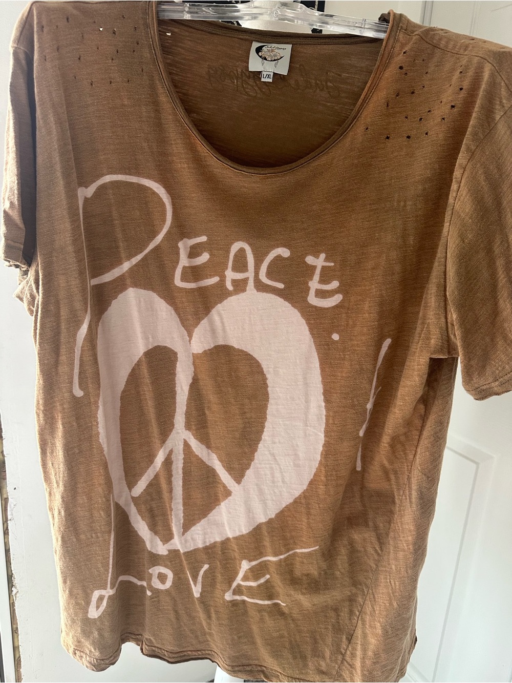 Jaded Gypsy Peace Love Graphic Tee - Brown & White